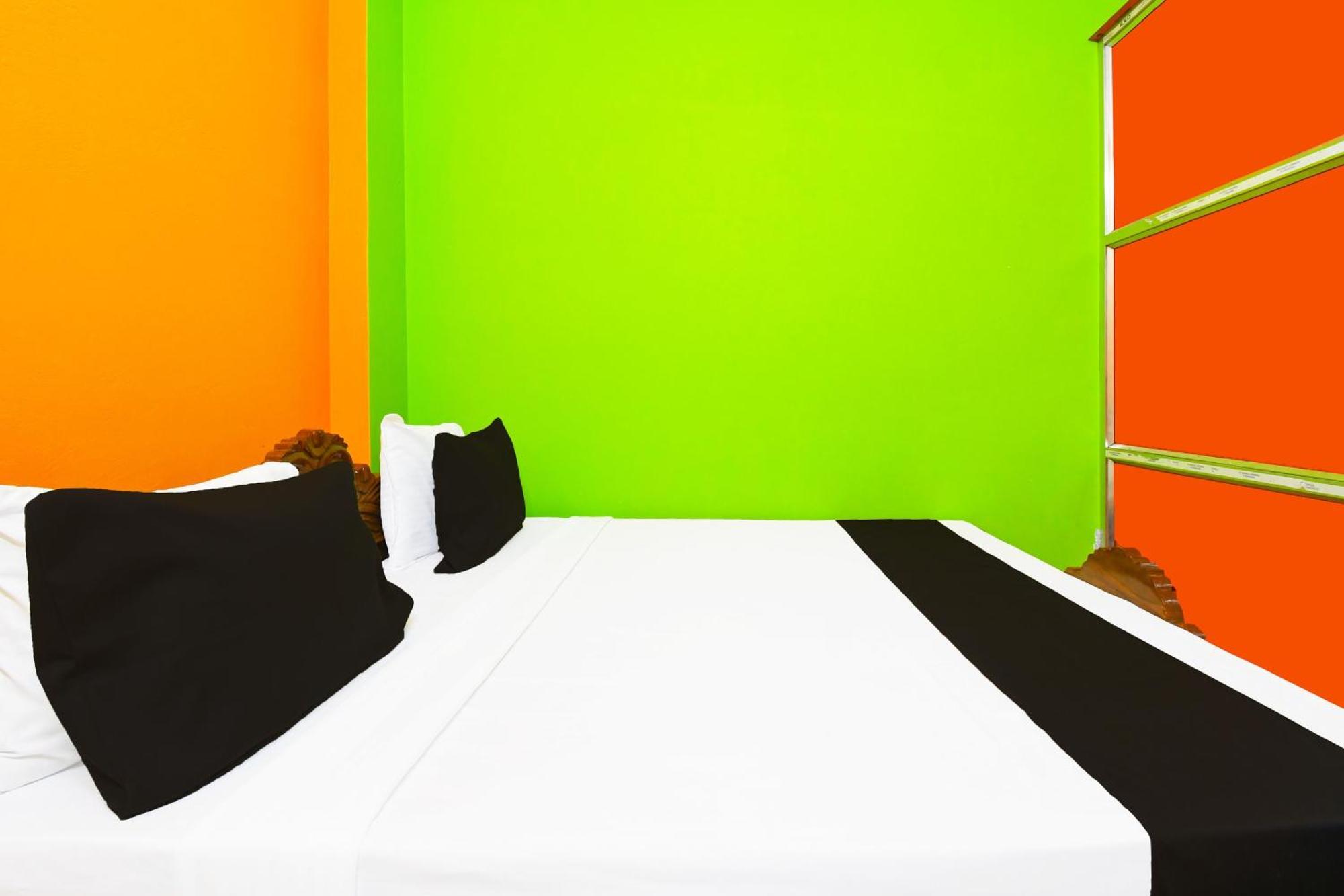 Hotel O Kali Ma Hotel Krishnanagar Bagian luar foto